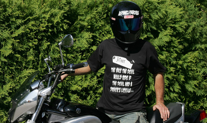 Retro V MAX V-TWIN VMAX Yam Tribute Engine Art GOOD QUALITY BLACK T-SHIRT Retro V MAX V-TWIN VMAX Yam Tribute Engine Art GOOD QUALITY BLACK T-SHIRT